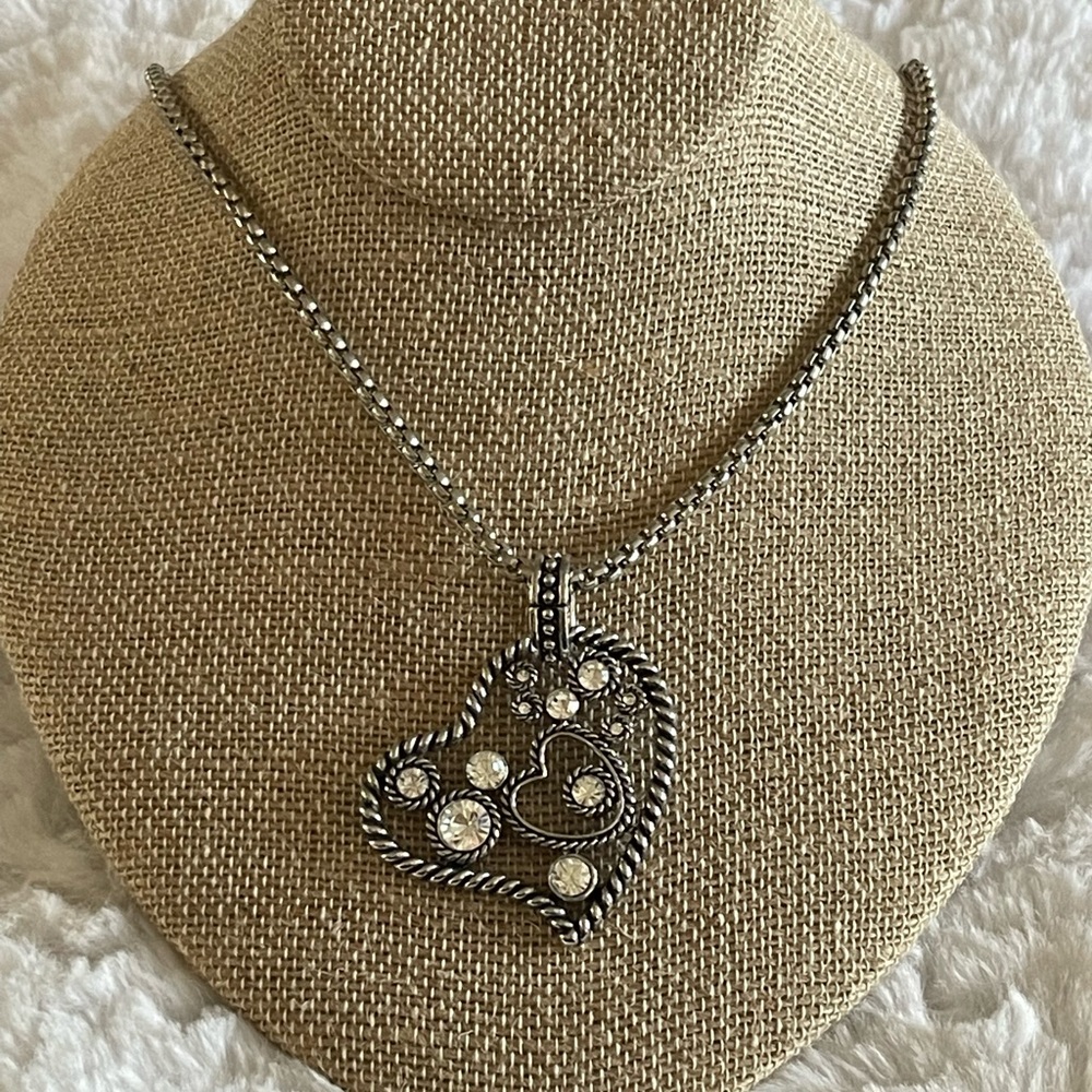 Silver Tone Rhinestone Open Heart Pendant Necklace Romantic Filigree